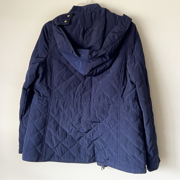 Old Navy Into the Deep Quilted Coat - Picture 8 of 11
